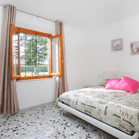 2 Bedroom Beautiful In Montecatini Terme