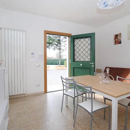 2 Bedroom Beautiful In * Montecatini Terme