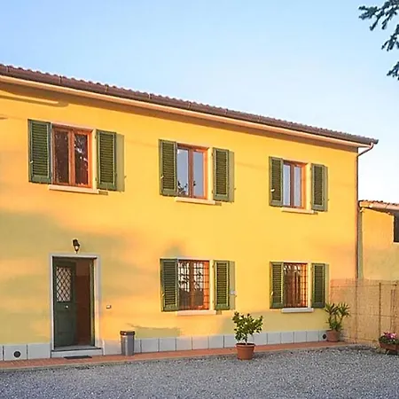 2 Bedroom Beautiful In Holiday home Montecatini Terme