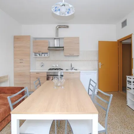2 Bedroom Beautiful In * Montecatini Terme