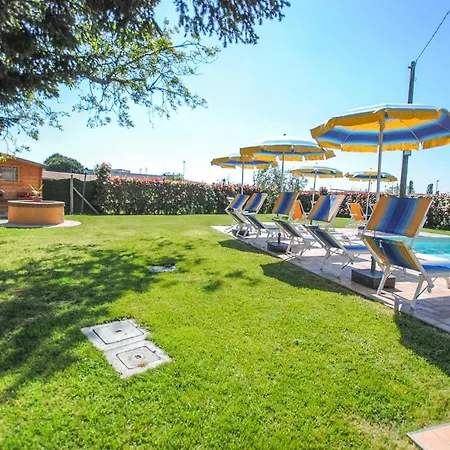 2 Bedroom Beautiful In Holiday home Montecatini Terme